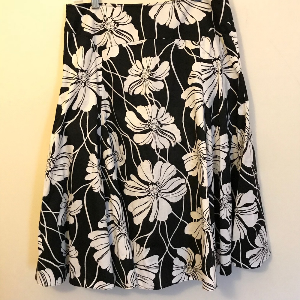 Jones New York Floral skirt | Women's 8